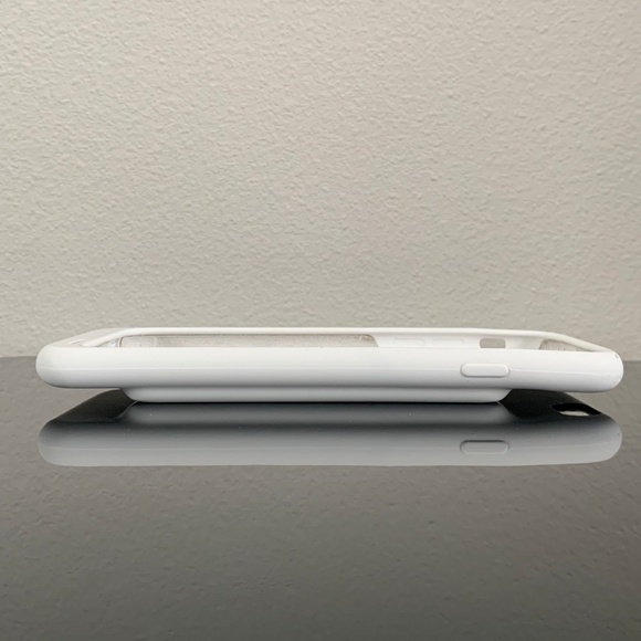 Apple iPhone 6/6s/7 Charging Case - Picture 4 of 6